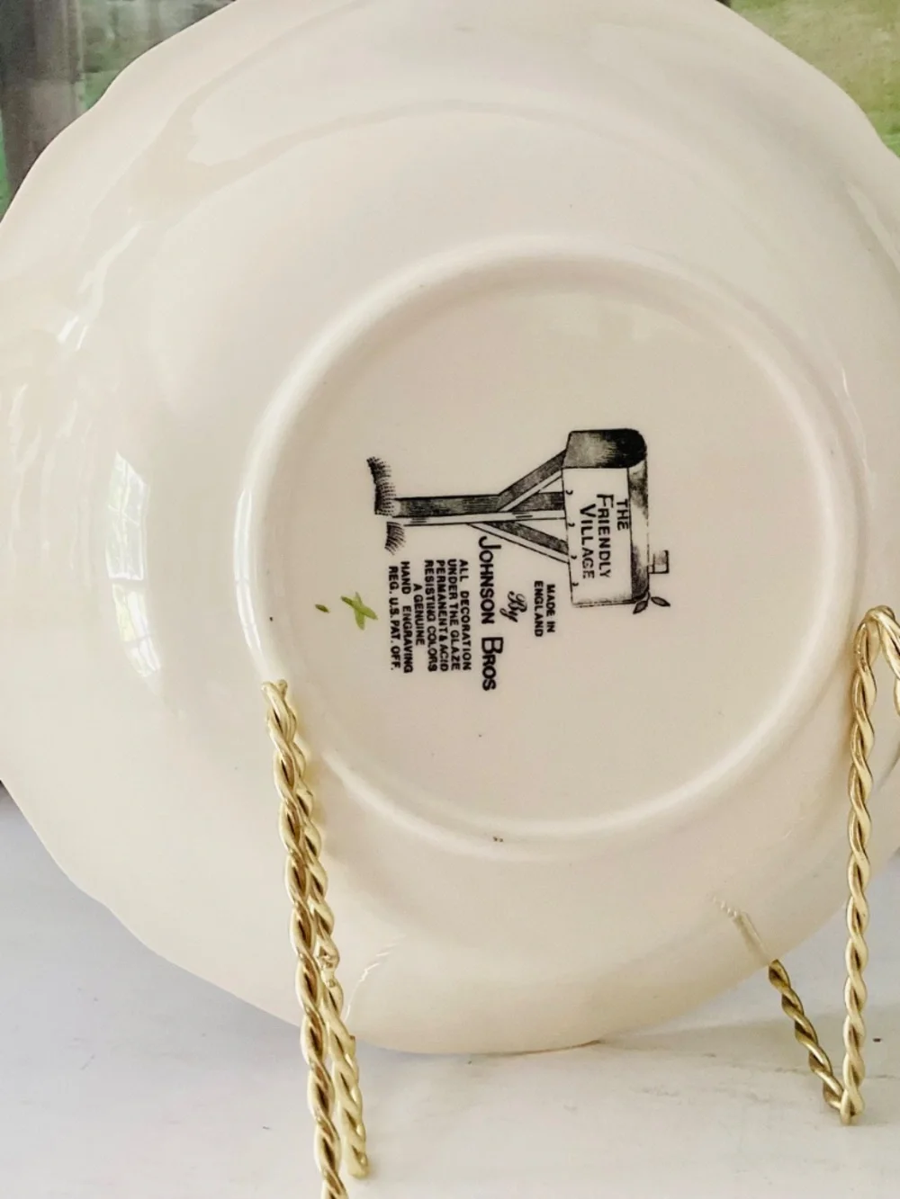 Johnson Bros The Friendly Village 8¼ Serving Vegetable Bowl Autumn Mists ENGLAND